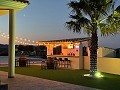 Prêt maintenant, villa spectaculaire avec piscine, maison d'amis et bar! in Alicante Property