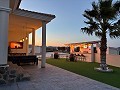 Prêt maintenant, villa spectaculaire avec piscine, maison d'amis et bar! in Alicante Property