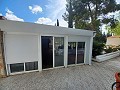 Prachtige villa met 5 slaapkamers en 1 badkamer nabij de stad Sax in Alicante Property