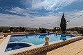 Atemberaubende freistehende Villa in Yecla mit Pool und Garage in Alicante Property