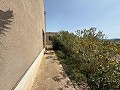 Fabelhafte, zu 70 % fertiggestellte Neubauvilla mit 7 Schlafzimmern und 4 Badezimmern zum Verkauf in Salinas. in Alicante Property