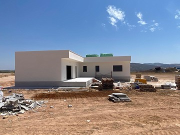Lovely 3 Bed 2 Bath New Build villas ready in a few months in Caballusa..