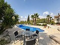 Prachtige villa met 5 slaapkamers en 4 badkamers in Pinoso. in Alicante Property