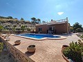 Superb 4-bedroom villa with pool and unbeatable views in Fortuna. in Alicante Property