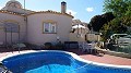 Impresionante villa de 3 dormitorios con piscina privada en Castalla International in Alicante Property