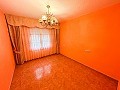 Spectaculair appartement op de begane grond met binnenpatio in Almansa in Alicante Property