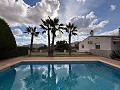 Wunderschöne Villa mit Pool, großem Gästehaus und Hundezwingern in Monóvar! in Alicante Property