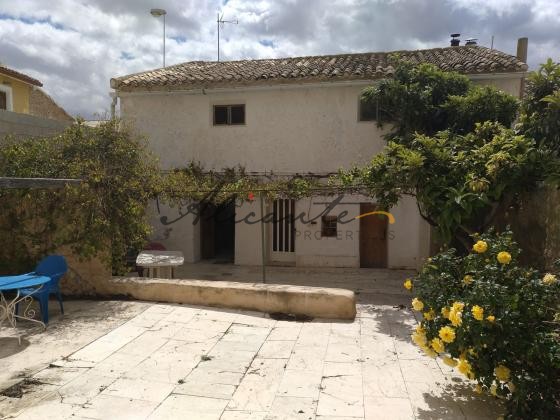 Spacieuse maison de village de 4 chambres à Torre Del Rico