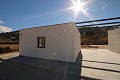 Moderne neue Villa in der Nähe von Pinoso Villa mit 3 Schlafzimmern, Pool und Garage in Alicante Property