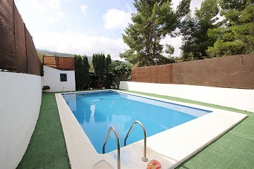 Herenhuis met een zwembad en uitzicht in Casas del Señor, Alicante