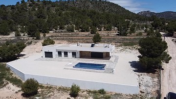 Villa for sale in La Romana, Alicante 