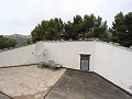 Groot rustiek huis in een nationaal park met leien dak. in Alicante Property