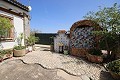 Vrijstaande villa dicht bij de stad in Caudete in Alicante Property