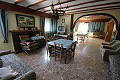Detached Villa close to town in Caudete in Alicante Property