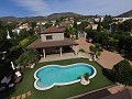 Grote luxe vrijstaande villa Loma Bada, Alicante in Alicante Property