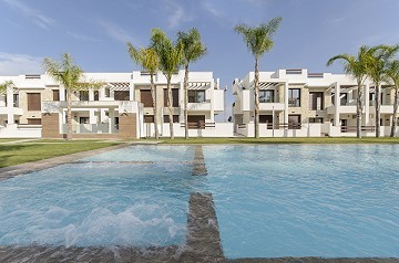 Incroyable appartement avec immense piscine commune et 4 terrains de golf à proximité
