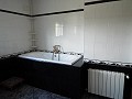 Superbe villa de 6 chambres et 3 salles de bain avec solarium à Zarra, Valence in Alicante Property