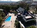 Atemberaubende freistehende Villa mit einem zweiten Haus, nur wenige Gehminuten von Monovar entfernt in Alicante Property