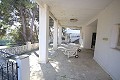 Prachtige vrijstaande villa met een tweede huis, op loopafstand van Monovar in Alicante Property