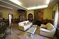 Superbe villa individuelle avec une deuxième maison, à distance de marche de Monovar in Alicante Property