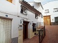 Maison de ville avec solarium à Teresa de Cofrentes in Alicante Property