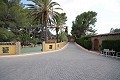 Three houses on one plot in Monovar in Alicante Property