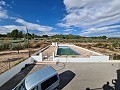 Gran Casa de Campo con Piscina de 120m2 in Alicante Property