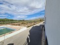 Gran Casa de Campo con Piscina de 120m2 in Alicante Property