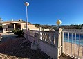 Villa de 4 chambres avec superbe piscine à proximité de la ville in Alicante Property