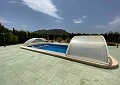 Prachtige villa met 3 slaapkamers en 3 badkamers in Sax in Alicante Property