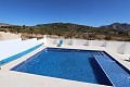 Impresionante casa grande con 2da casa más piscina y garajes in Alicante Property