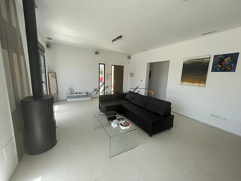 Hondon Villa with annex and pool 2km to Hondon Frailes in Alicante Property
