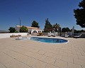 Villa met 5 slaapkamers en 2 badkamers met een zwembad in Alicante Property