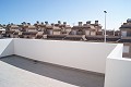Neubauhaus mit 2 Schlafzimmern, 2 Bädern, Solarium und Keller in Alicante Property