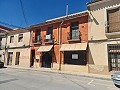 Encantadora casa y local comercial (ex cafetería) in Alicante Property