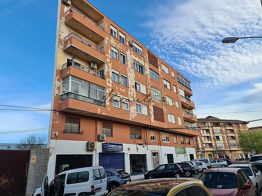 4 Bedroom apartment in the heart of town in Alicante Property