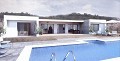 Nieuwbouw Moderne villa in Pinoso met zwembad en perceel inbegrepen in Alicante Property