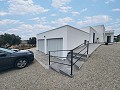 Villa presque neuve de 3/4 chambres avec piscine, garage double et rangement in Alicante Property