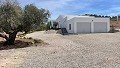 Villa presque neuve de 3/4 chambres avec piscine, garage double et rangement in Alicante Property
