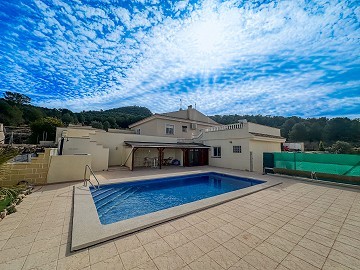 Unglaubliche Villa mit Pool in Pinoso