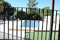 Groot huis met zwembad en bijgebouwen in Novelda in Alicante Property