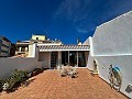 Mooi huis met 3 verdiepingen gelegen in het centrum van Almansa in Alicante Property