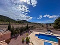 Incredible 2-storey villa with pool in Pinoso in Alicante Property