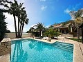 Unglaubliche Luxusvilla in Elda in Alicante Property