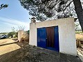 Beautiful country house to renovate with pool in Yecla in Alicante Property