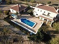 Amazing Villa with Spectacluar Views in Pinoso in Alicante Property