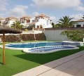 Villa urbaine de 3 chambres à distance de marche de Monovar avec piscine commune et courts de padel in Alicante Property