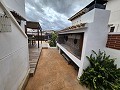 Stadtvilla mit 3 Schlafzimmern, nur wenige Gehminuten von Monovar entfernt, mit Gemeinschaftspool und Padelplätzen in Alicante Property