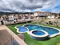 Villa urbaine de 3 chambres à distance de marche de Monovar avec piscine commune et courts de padel in Alicante Property