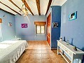 Enorme villa met 11 slaapkamers en zwembad in Ontinyent in Alicante Property